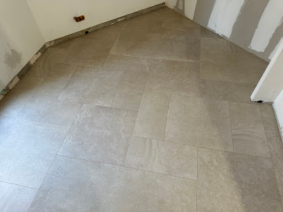 Brigliadori Maximilien, Carreleur à Sainte-Maxime
