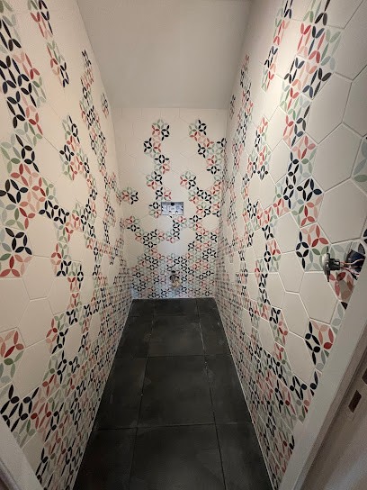 PLANTEC CARRELAGE, Carreleur à Saint-Évarzec