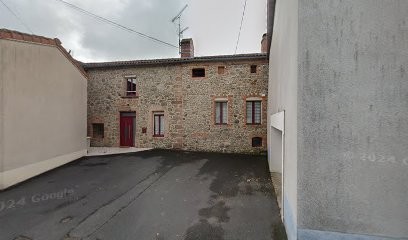 Charlos Sarl, Carreleur à Vezins