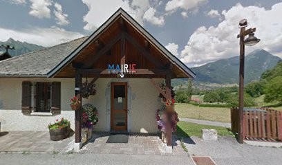 Cuttaz Ewan, Carreleur à Val de Chaise