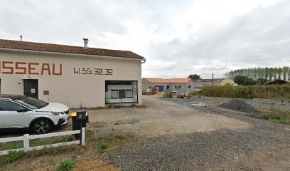 Roy-rousseau, Carreleur à Sèvremoine