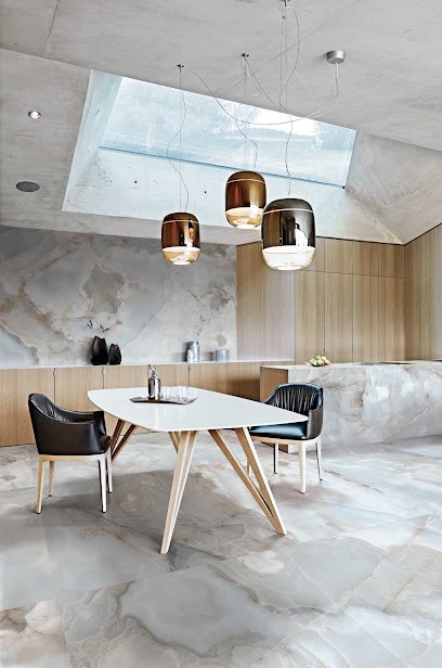 L.C.A.Méditerranée, Magasin de Carrelages à Porto Vecchio