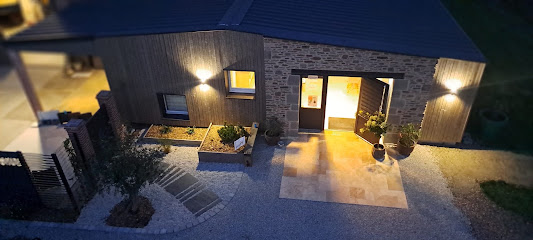 Leloup - Carreleur - Macon - Plaquiste - Paysagiste - Chape - Dol De Bretagne/ Avranches/ Saint Malo/ Dinard/ Combourg, Carreleur à Pleine-Fougères