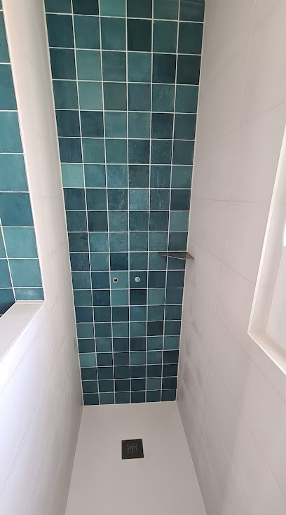 Créa' Sols, Carreleur au Fenouiller